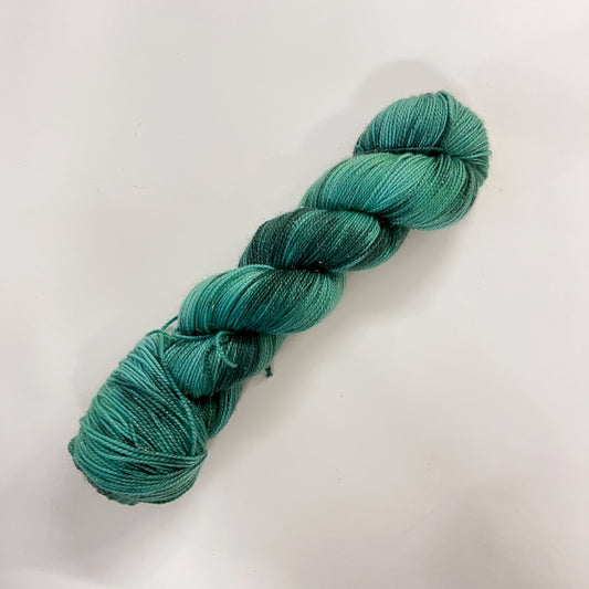 Glossy Leaves Sparkle Sock Yarn